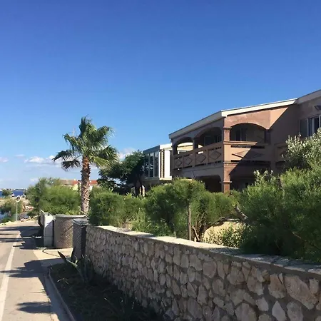 Luxury Apartament At Sea Vir