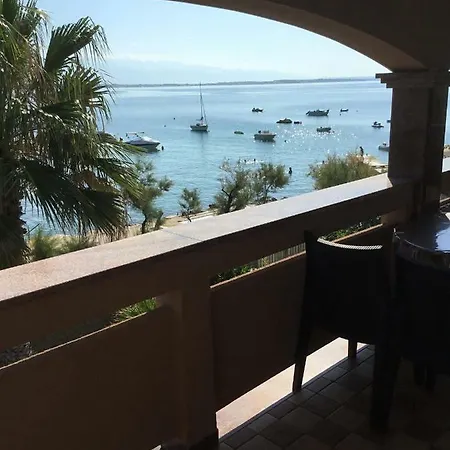 Apartament Luxury Apartament At Sea Vir