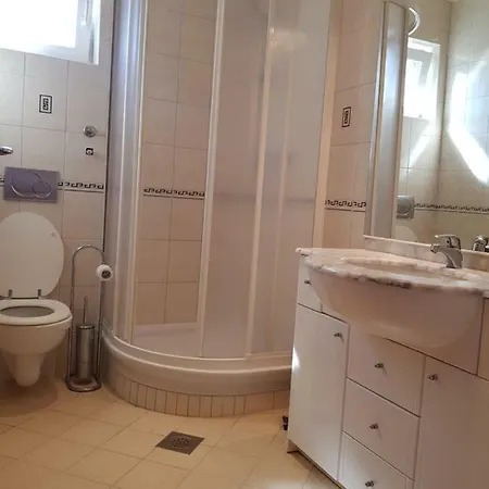 Luxury Apartament At Sea Apartament Vir